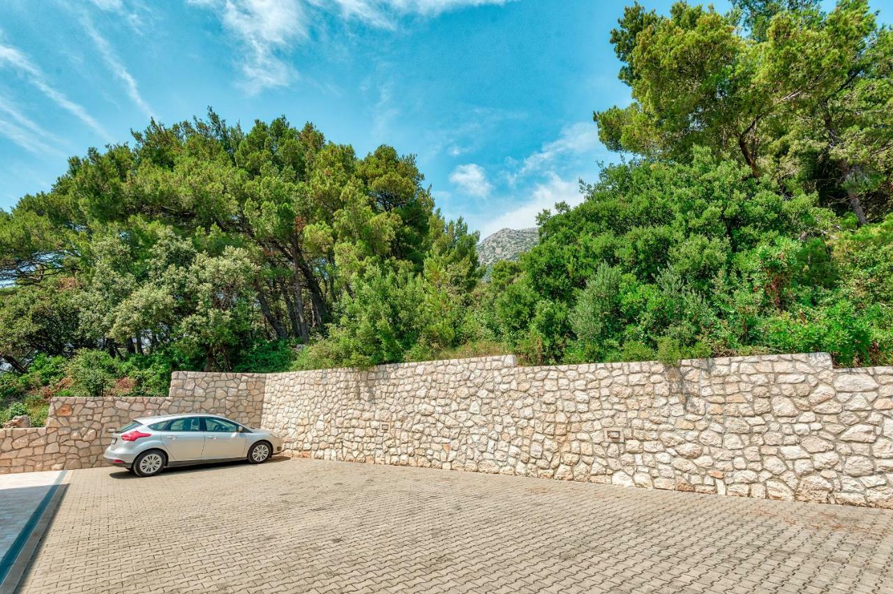 Gloria Apartman Potomje