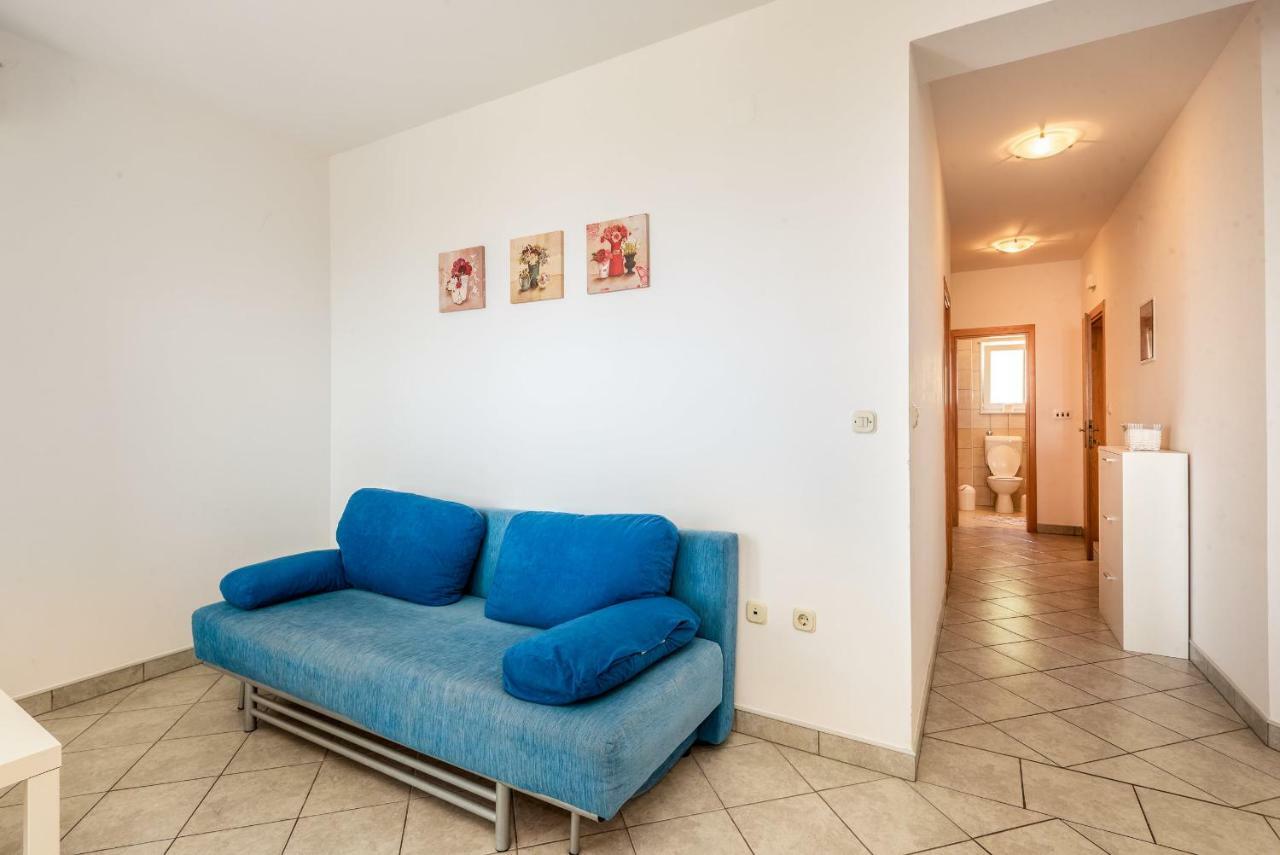 Gloria Apartman Potomje